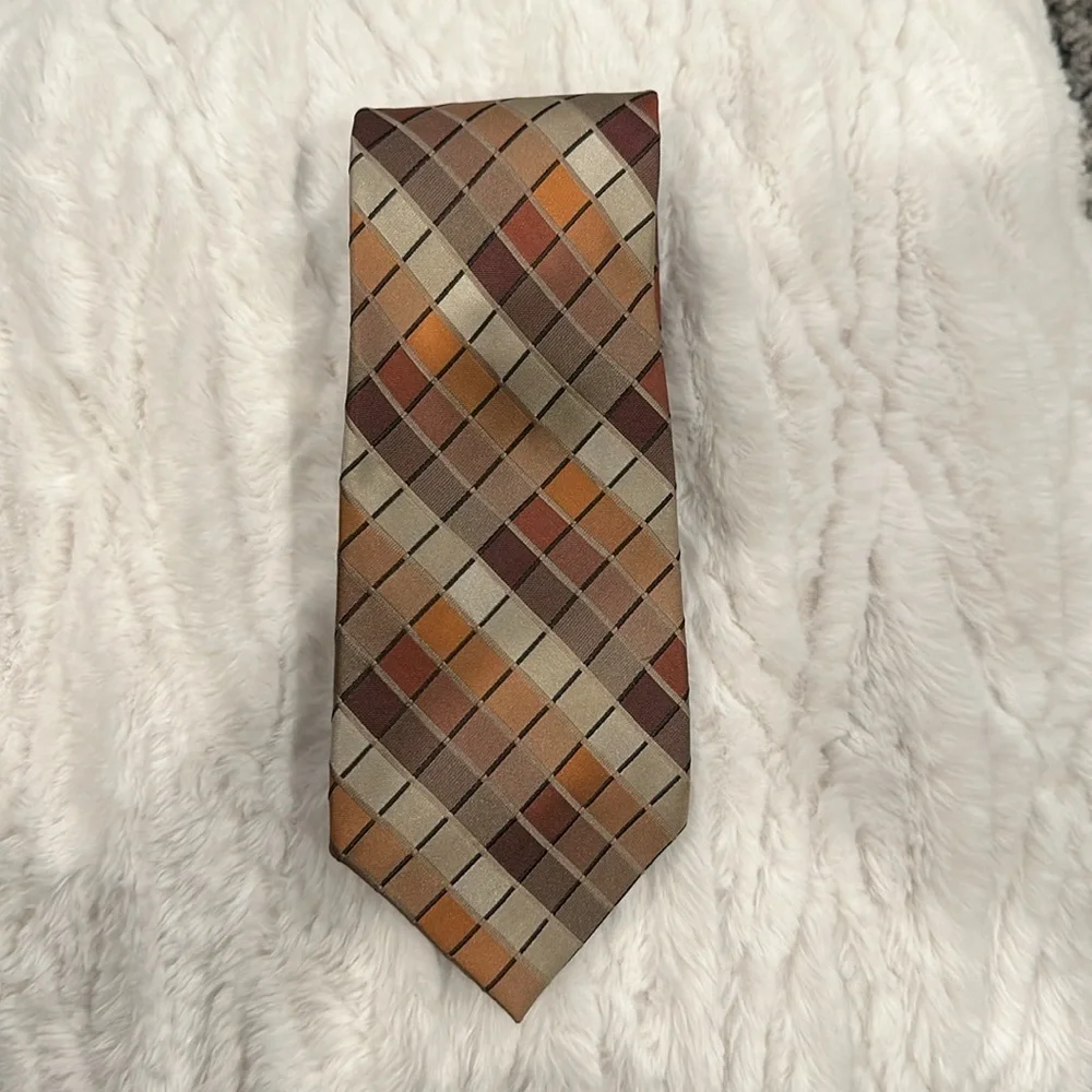 $3.00 - 15 TIES Stafford , Croft & Barrow ,apt9 , J,Ferrar ,Jones NY ect.